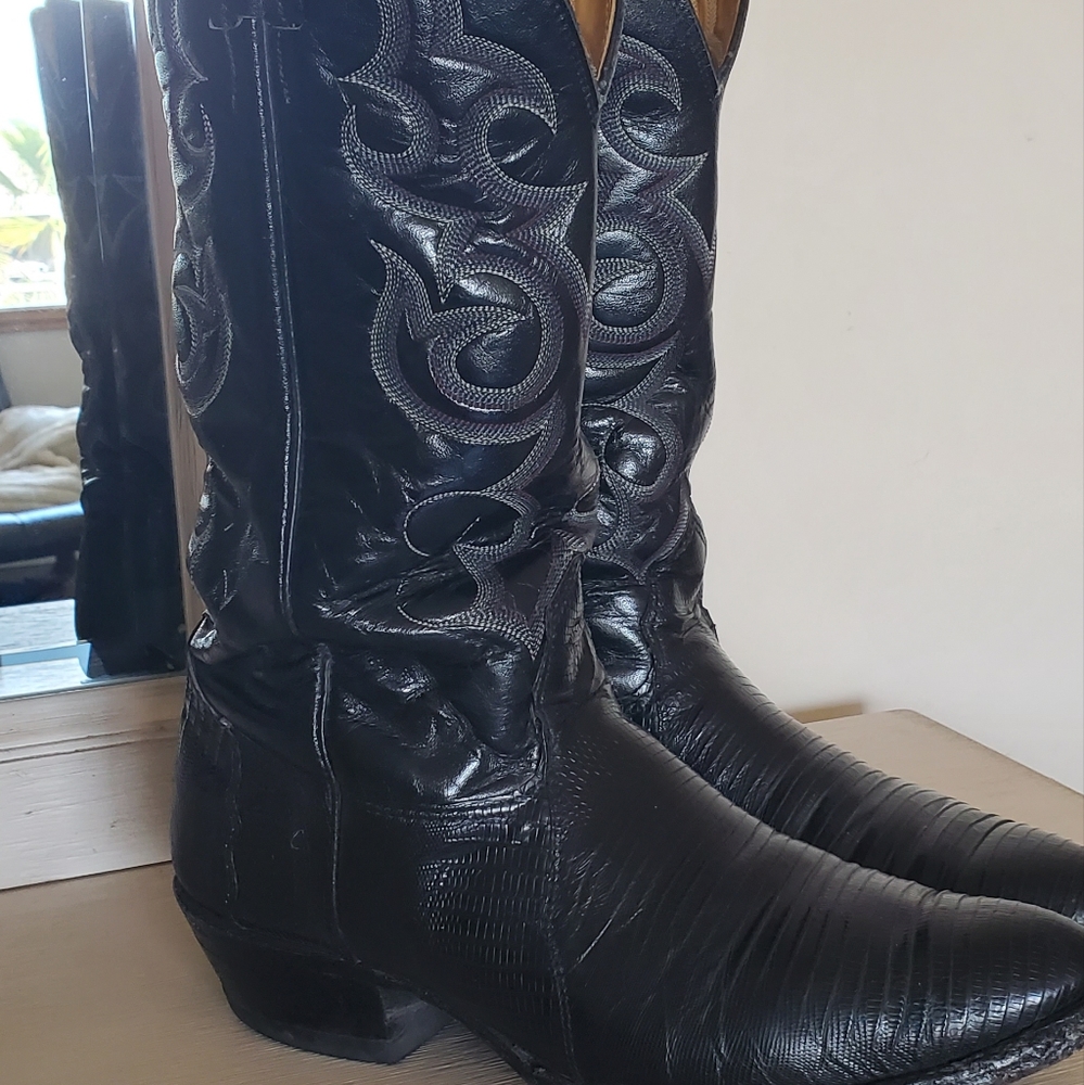 NOCONA COWBOY BOOTS SZ 9.5 - Picture 14 of 14